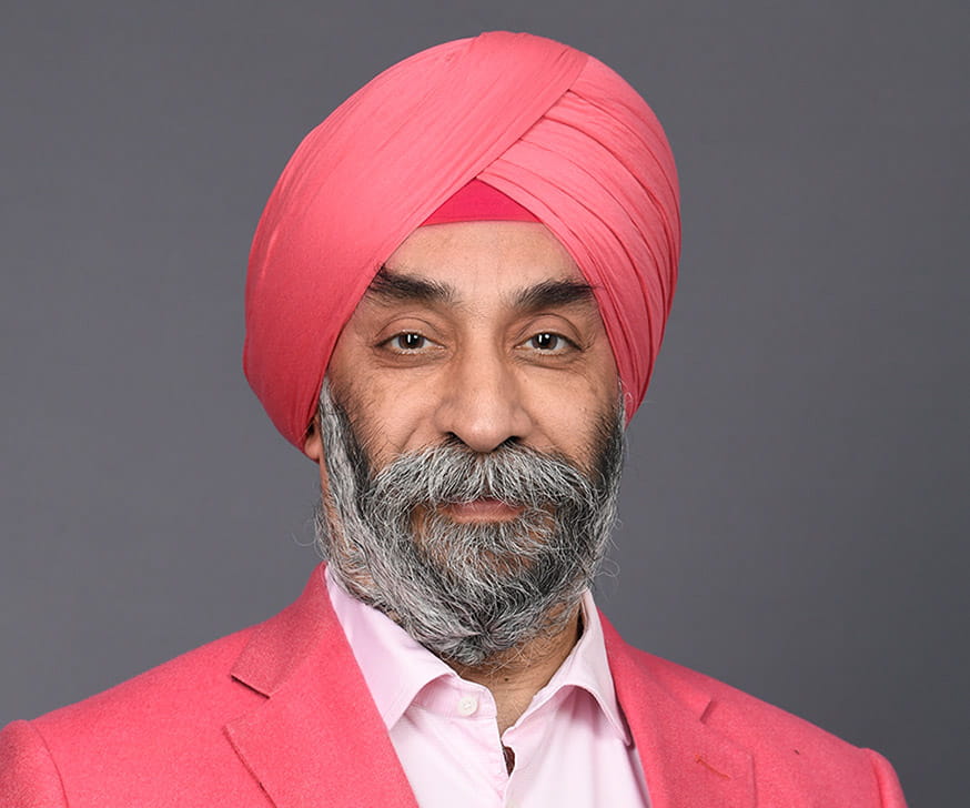 Portrait of Mohanbir Sawhney, Faculty at the Kellogg School of Management